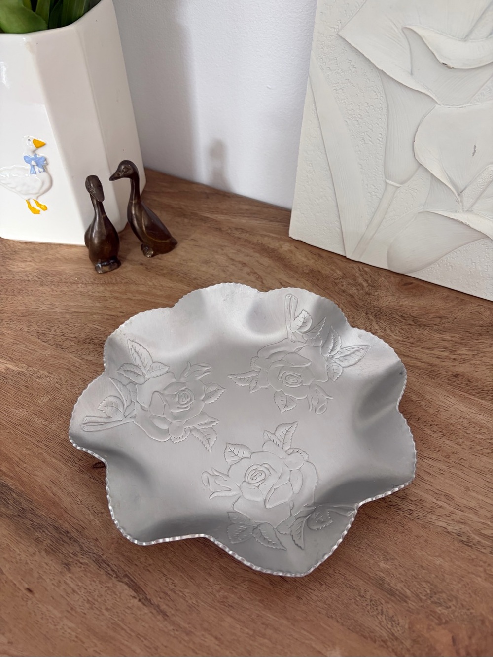 Decorative Silver aluminum Floral Scalloped rose Bowl - Elegant Home Accent